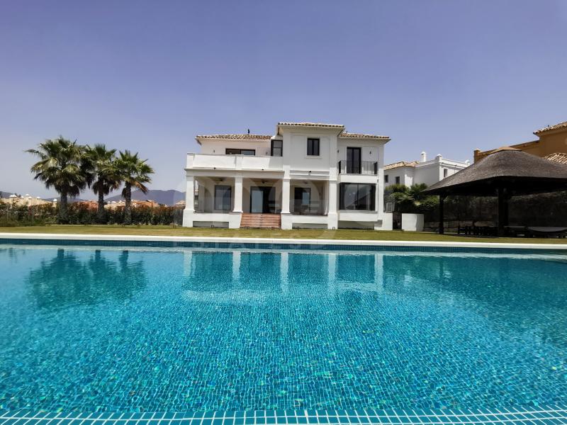 Villa till salu i Bahia de Casares