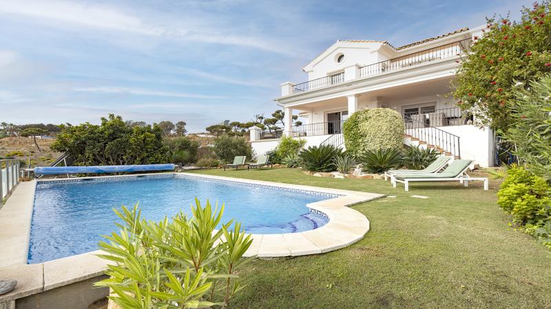 Villa te koop in La Paloma, Manilva