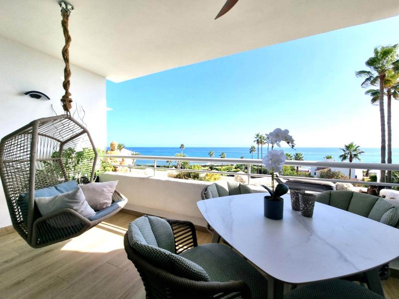 Step into coastal luxury with this exceptional 1-bedroom, 70 m² beachfront apartment, located in the prestigious Miraflores community on the Costa del Sol. Immaculately refurbished to the highest standards, this rare gem offers...