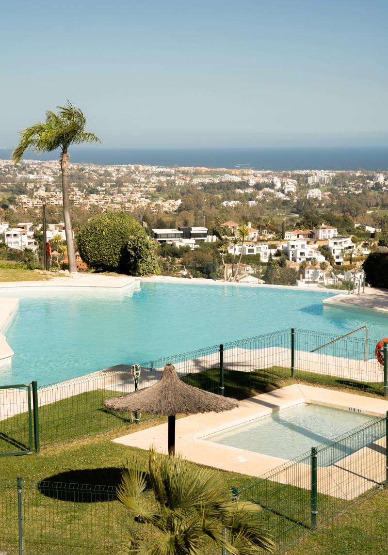 Elegant Corner Garden Residence with Sea Views & Tourist Licence in Hacienda del Señorio de Cifuentes