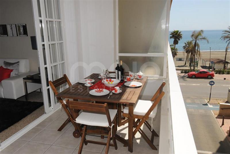 Lejlighed til salg i Estepona Puerto