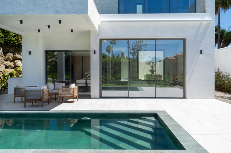 Brand New Villa in Estepona – Costa del Sol Living at Its Best
