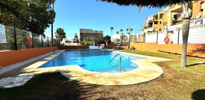 Mediterranean lifestyle just steps from the sea – Manilva Playa, Malaga