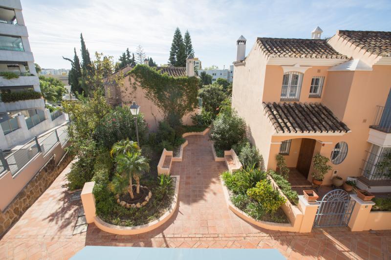 THE CAPRICHO - _ -Zona Guadalpin – Marbella – Golden Mile