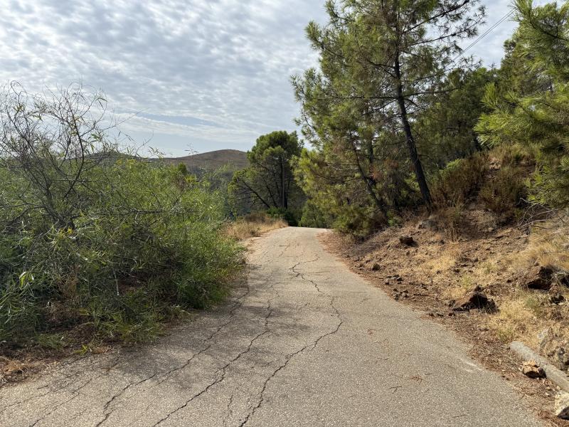 Unique Opportunity – Unconsolidated Urban Land in Benahavís with Spectacular Views