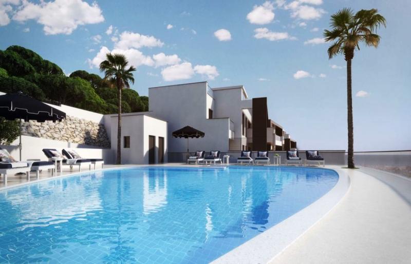 First floor apartment with sea views for sale at La Quinta, Benahavis, Costa del Sol