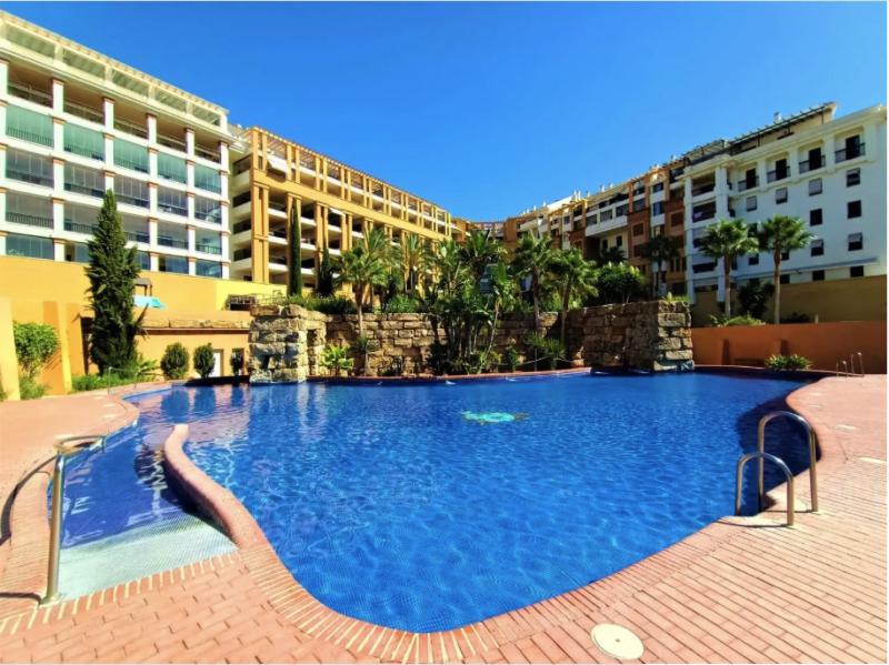 Exquisite Beachside Apartment in Avenida Mar Mediterráneo