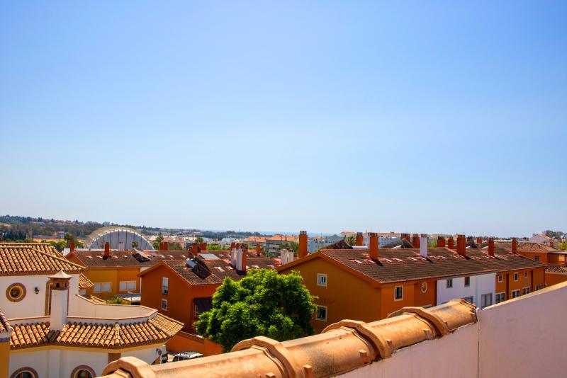 Stunning Penthouse with Sea Views in Prime San Pedro de Alcántara Location