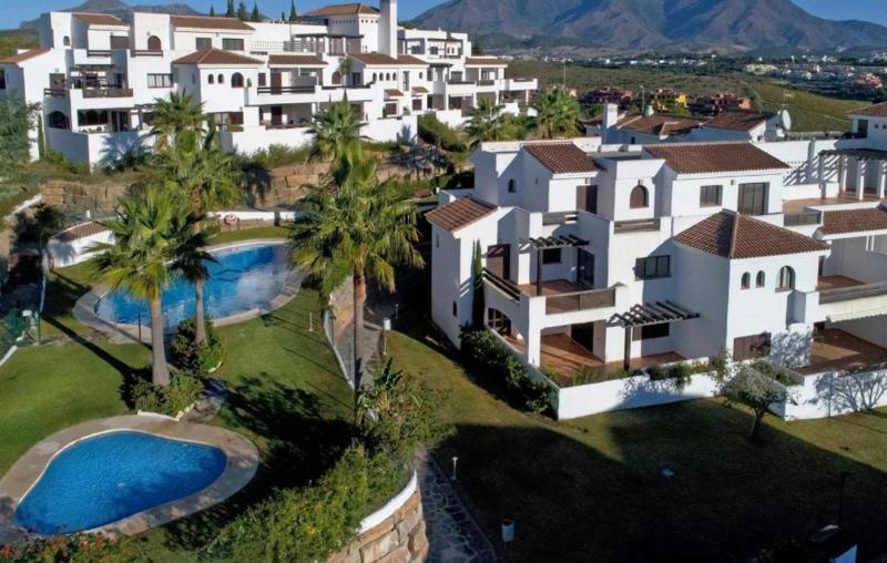 Penthouse til salg i Doña Julia, Casares