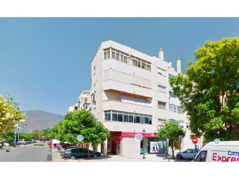 High floor apartment three blocks away from the beach