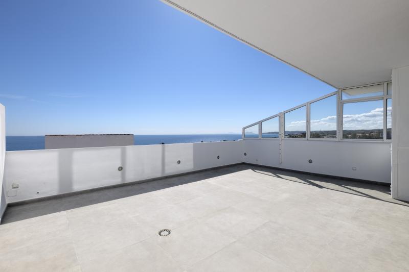 Duplex Penthouse te koop in Estepona Playa, Seghers