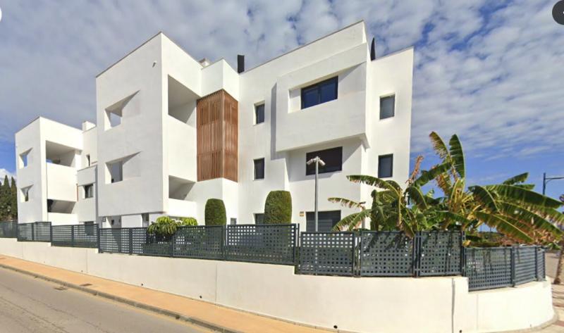 Charming Renovated Ground-Floor Apartment in Los Miradores del Sol