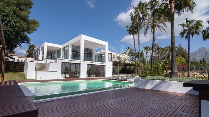 Villa te koop in Rio Verde, Marbella Golden Mile