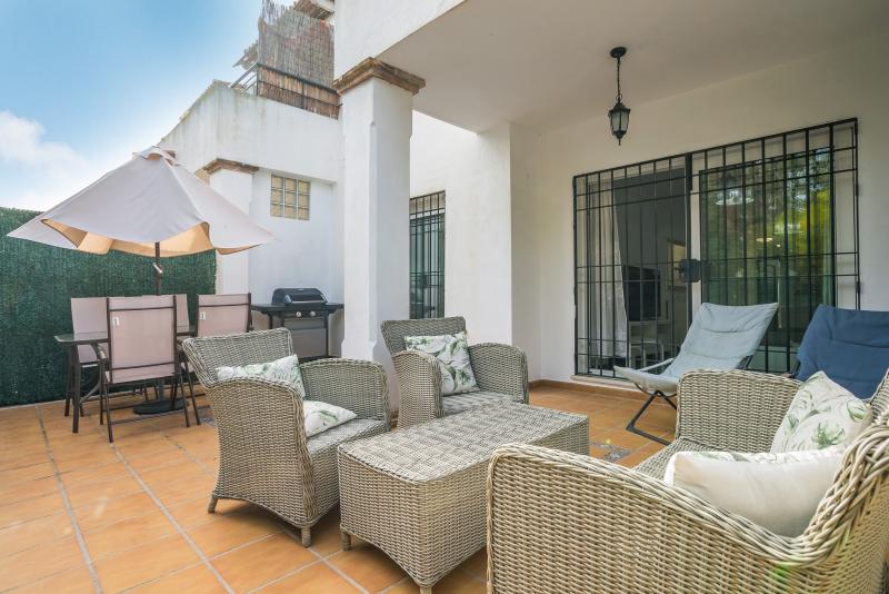 Appartement begane grond te koop in Señorio de Gonzaga, Nueva Andalucia