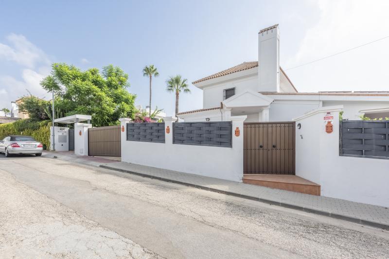 Villa te koop in San Pedro Playa, San Pedro de Alcantara