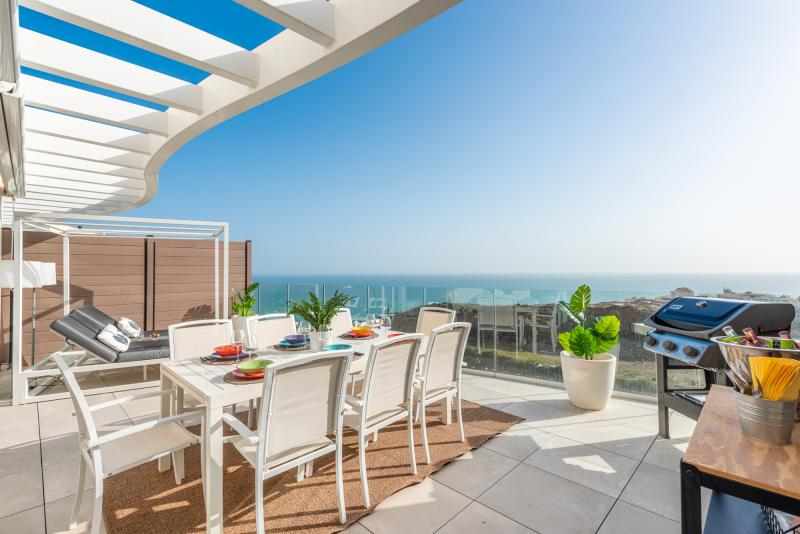Perfekt Penthouse i nedre Higueron, 3 sovrum en stor terrass med fantastisk utsikt och perfekt orientering