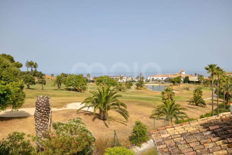 Geschakeld huis te koop in La Duquesa Golf, Manilva