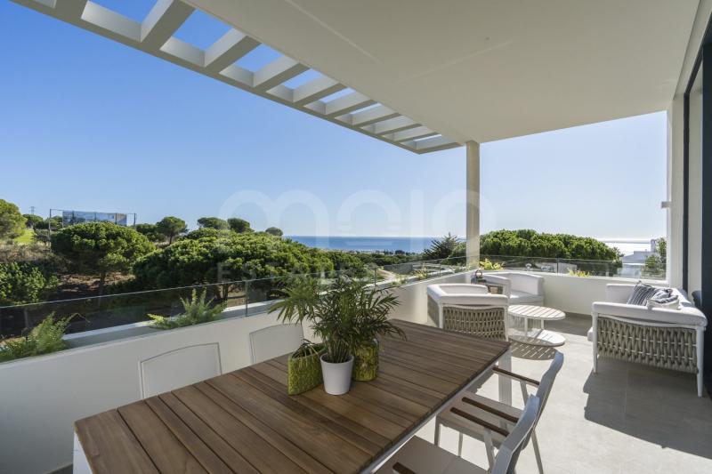 Town House for sale in Cabopino, Marbella East