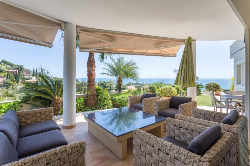 Fantastic Villa in Benalmadena Costa! Marvelous sea views and walking distance to the beach!