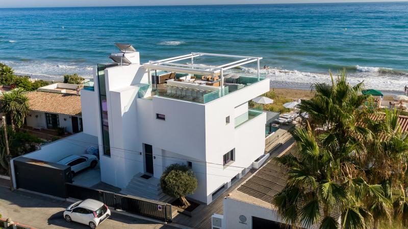 Sensational frontline beach villa Costabella