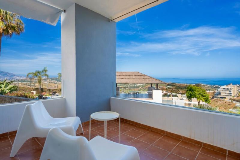Bright 1-Bedroom Apartment with Sea Views | Calanova Golf, La Cala de Mijas