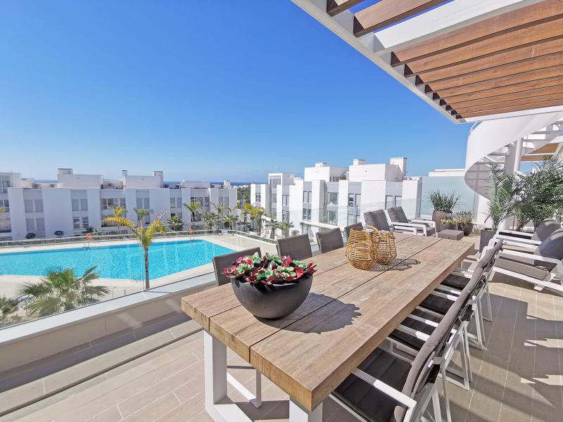 Brand New Keyready Estepona Penthouse for sale with sea views and walking distance to amenities!