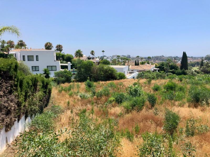 ARFP469 Parcela con vistas en venta en Paraiso Alto, Benahavis