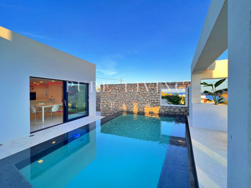 Villa en venta en Marina Botafoch, Ibiza