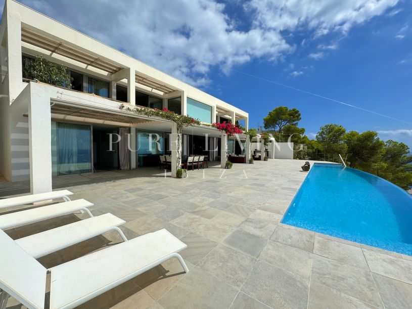 Villa for sale in Jesus, Santa Eulalia del Río