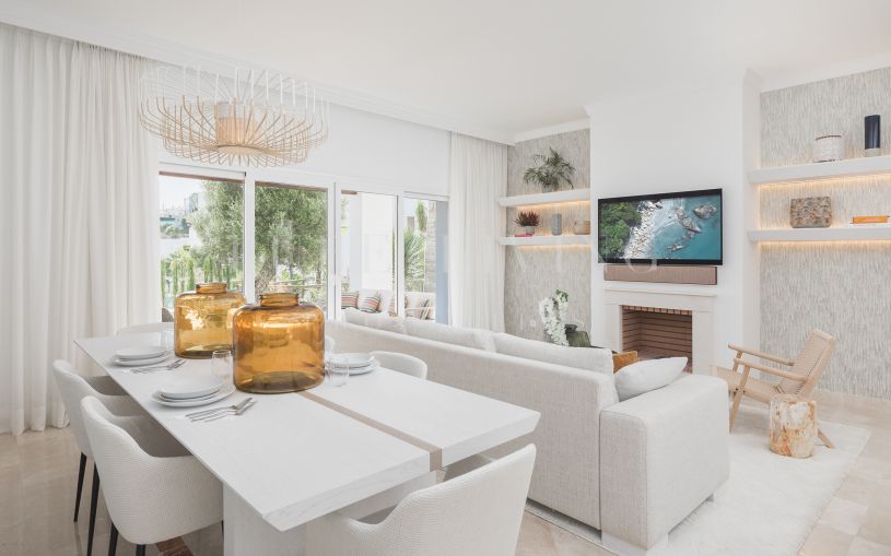 Andalusian village with stunning sea views in Benahavis