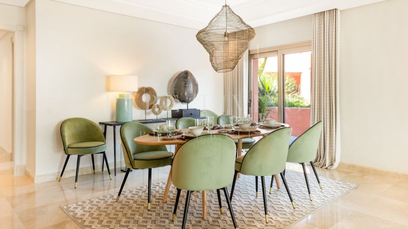 Luxurious beachfront residential key ready complex with stunning views at La Morera, Marbella East