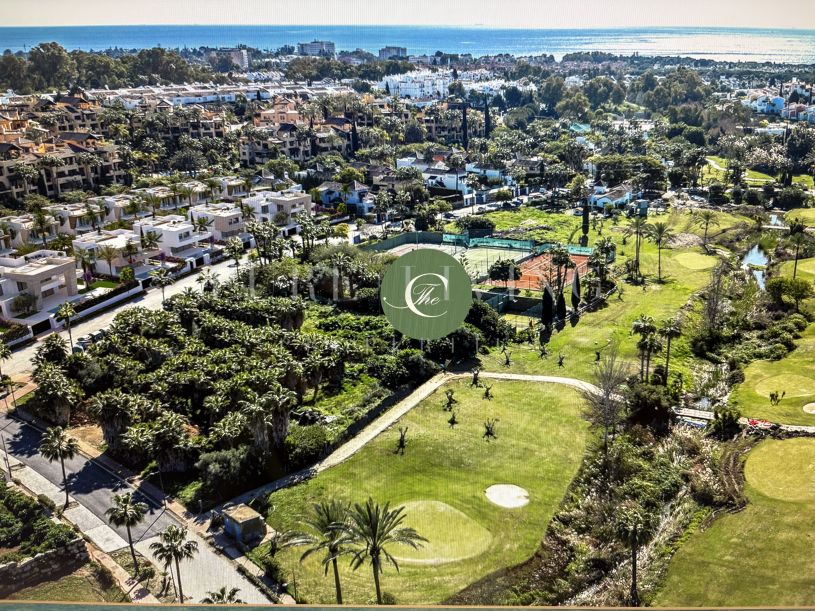 Een exclusief domein met 14 villa’s in El Campanario, Estepona