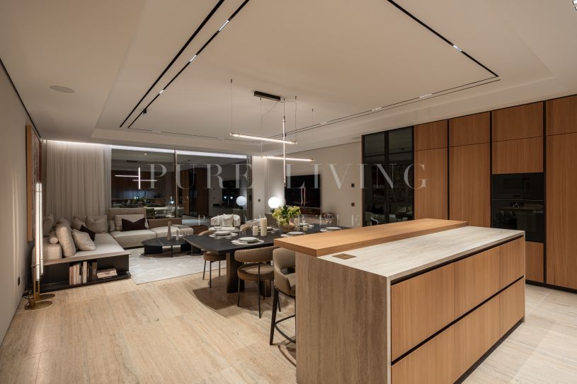 Ultra-Luxury Beachfront Living in Estepona