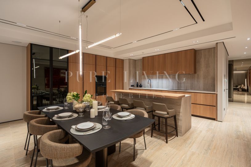 Ultra-Luxury Beachfront Living in Estepona