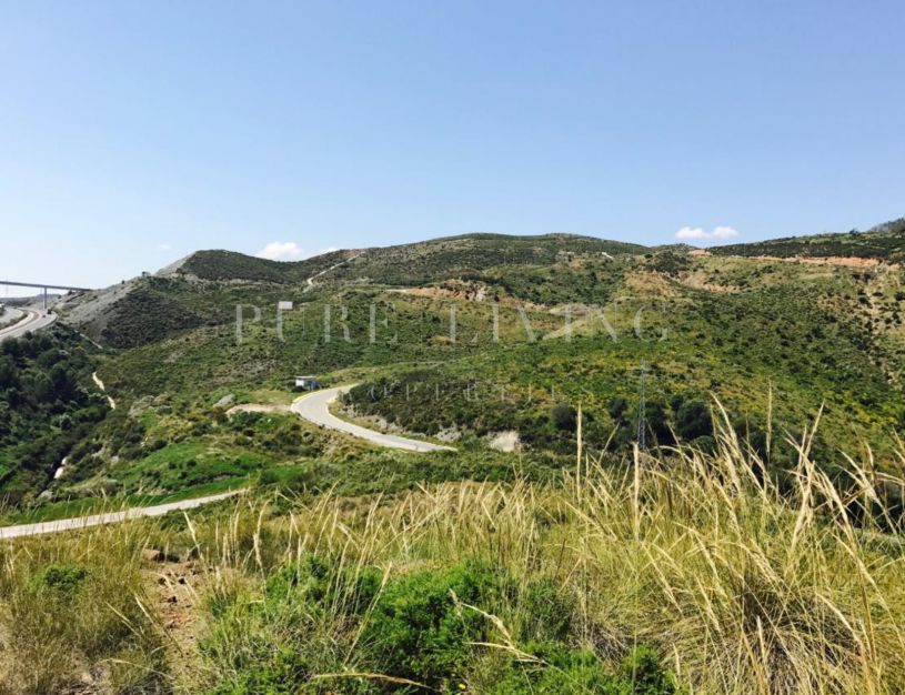Plot in Los Altos de La Alqueria Benahavis