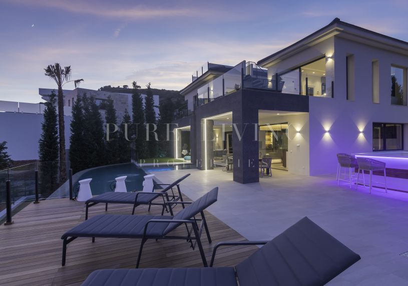 Villa de design contemporain avec des vues spectaculaires située à Lomas de La Quinta