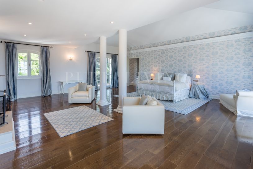 Amazing charmful provenzal style Villa in Hacienda Las Chapas