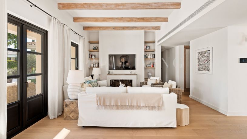 Fantástica Villa de 4 dormitorios recientemente renovada en Marbella Club