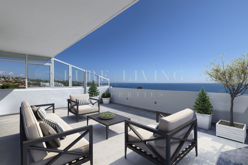 Front line beach duplex penthouse with amazing views in Guadalobon, Estepona