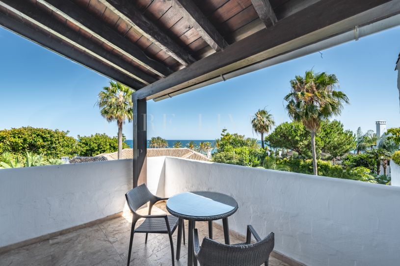 Ático de un dormitorio en Puente Romano Hotel con vistas al mar