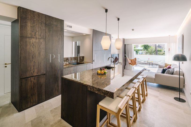 Appartement contemporain de deux chambres à Puente Romano