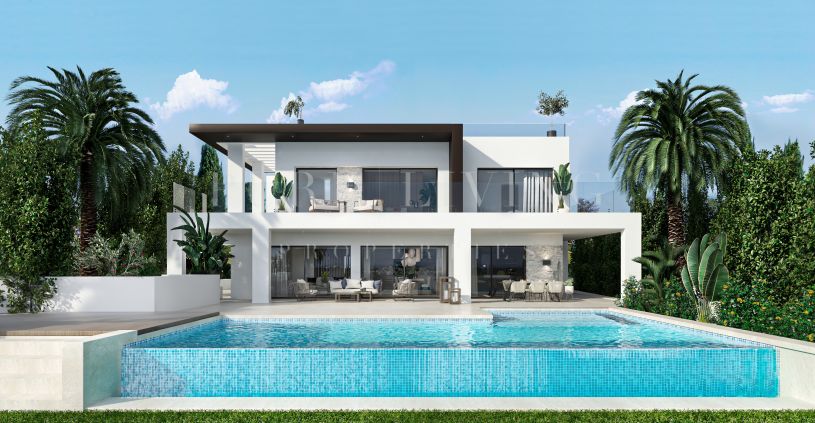 Contemporary luxury villa close to the beach