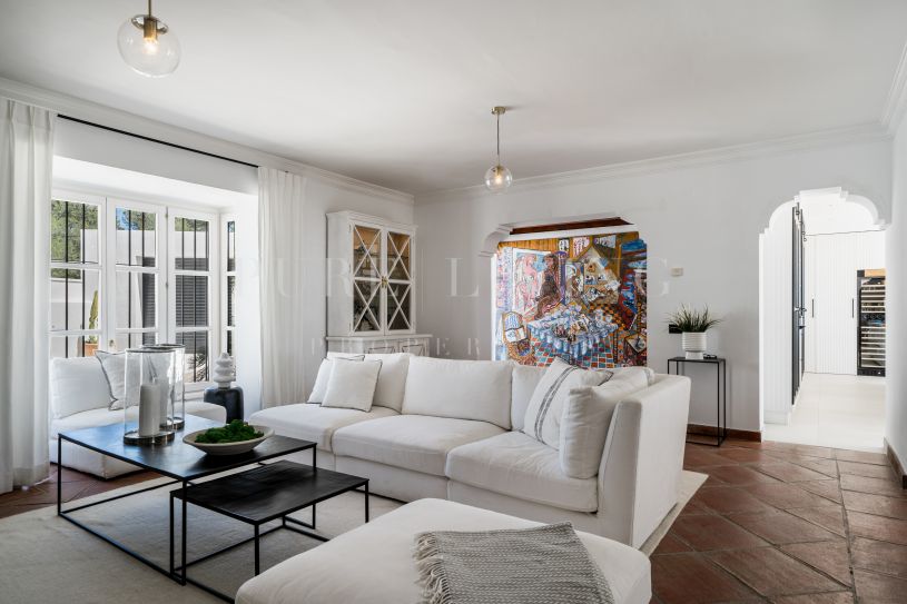 One level four bedroom villa in El Madroñal, Benahavis