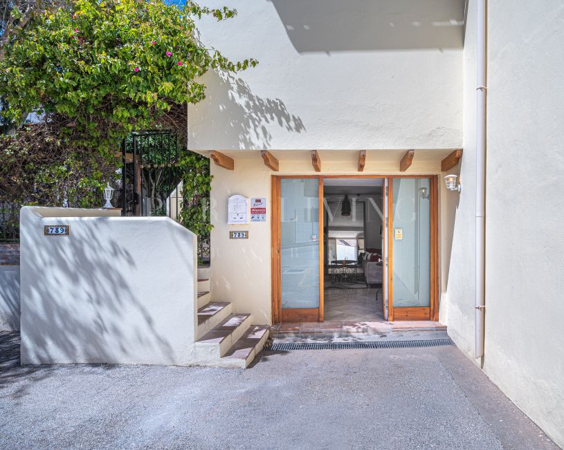 Geschakeld huis voor korte termijn huur in Los Pinos de Aloha, Nueva Andalucia