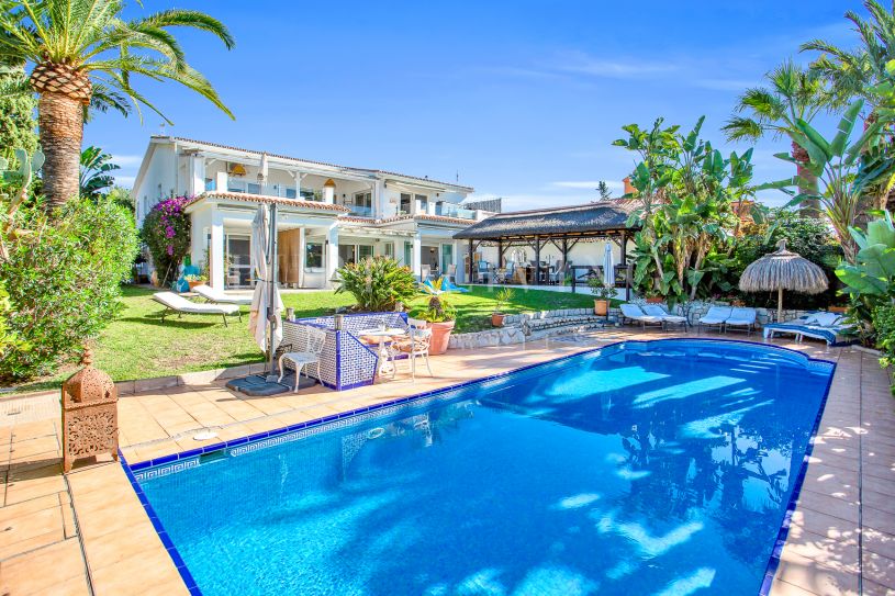 Amazing six bedroom beach house for sale in Marbesa