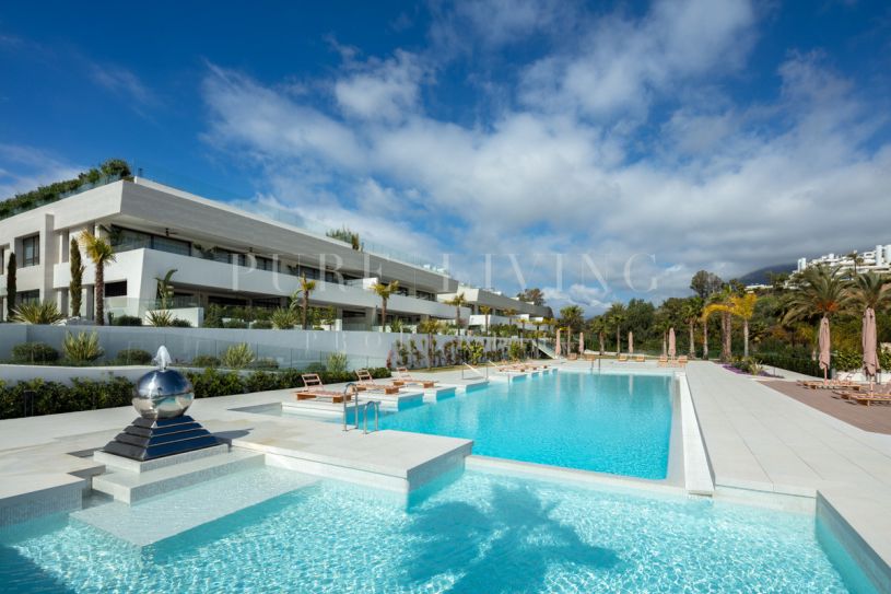 Residencia contemporánea con jardín en Epic Marbella, Milla de Oro de Marbella