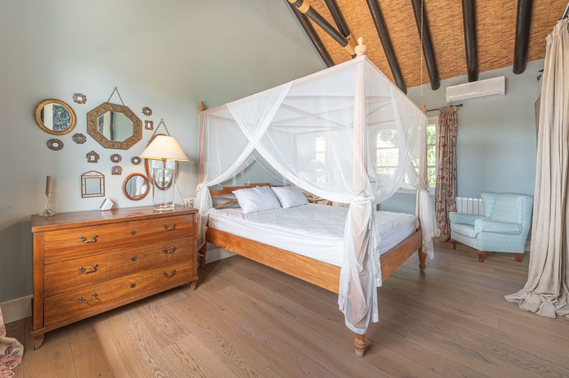 Elegant four bedroom villa located in a prestigious area