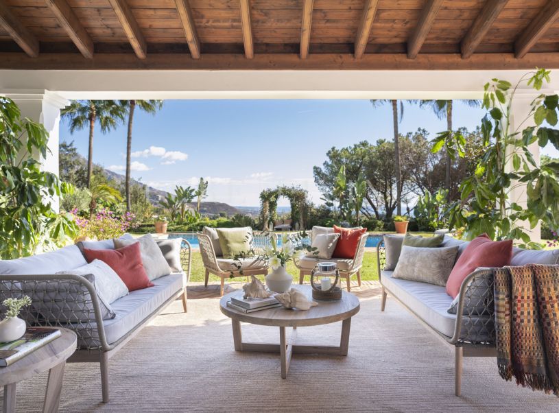 Prachtige villa met ongelooflijk panoramisch uitzicht gelegen in de bevoorrechte omgeving van El Madroñal, Benahavís