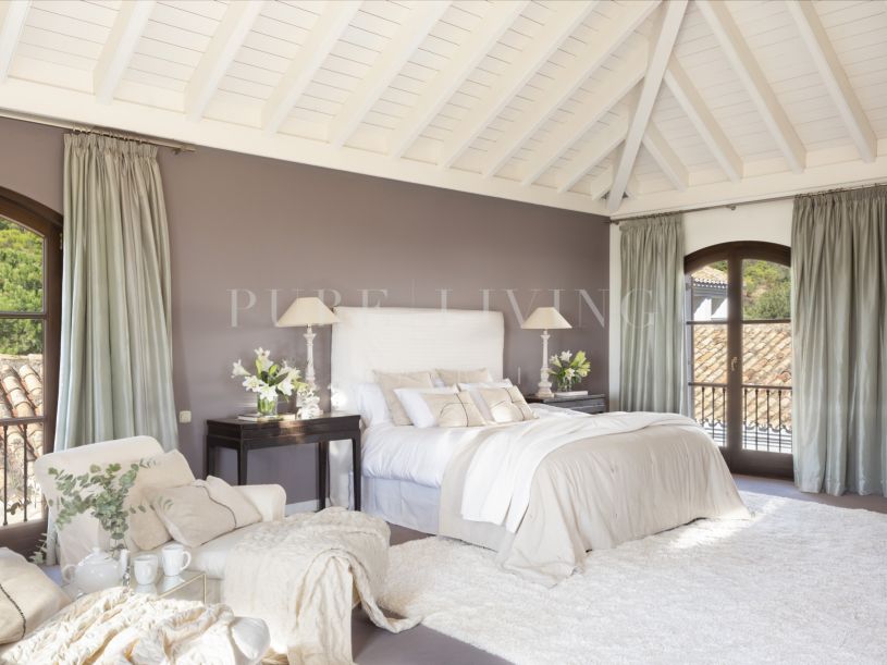 Prachtige villa met ongelooflijk panoramisch uitzicht gelegen in de bevoorrechte omgeving van El Madroñal, Benahavís