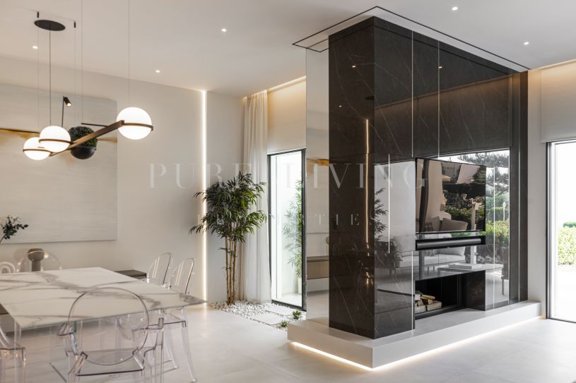 Een onlangs gerenoveerd herenhuis met vier slaapkamers in Coral Beach